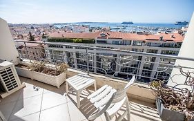 The View Studio By Connexion